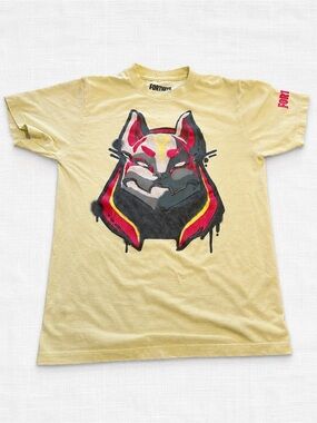 Fortnite Graphic Fox Tee in Pale Yellow with Red & Gray Accents